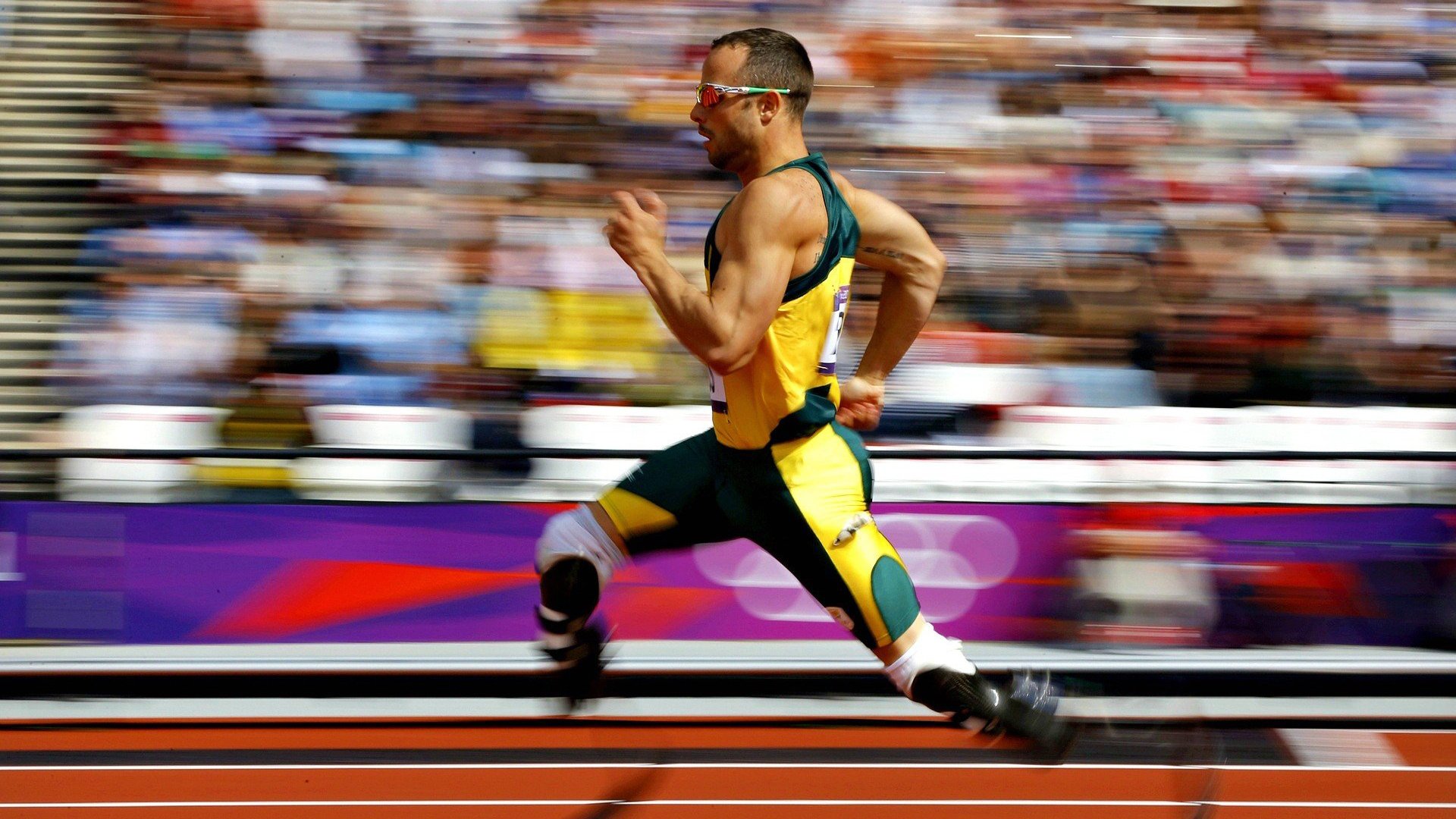 百米飞人巅峰对决,新王加冕还是传奇延续?世界田径锦标赛男子百米大战纪实